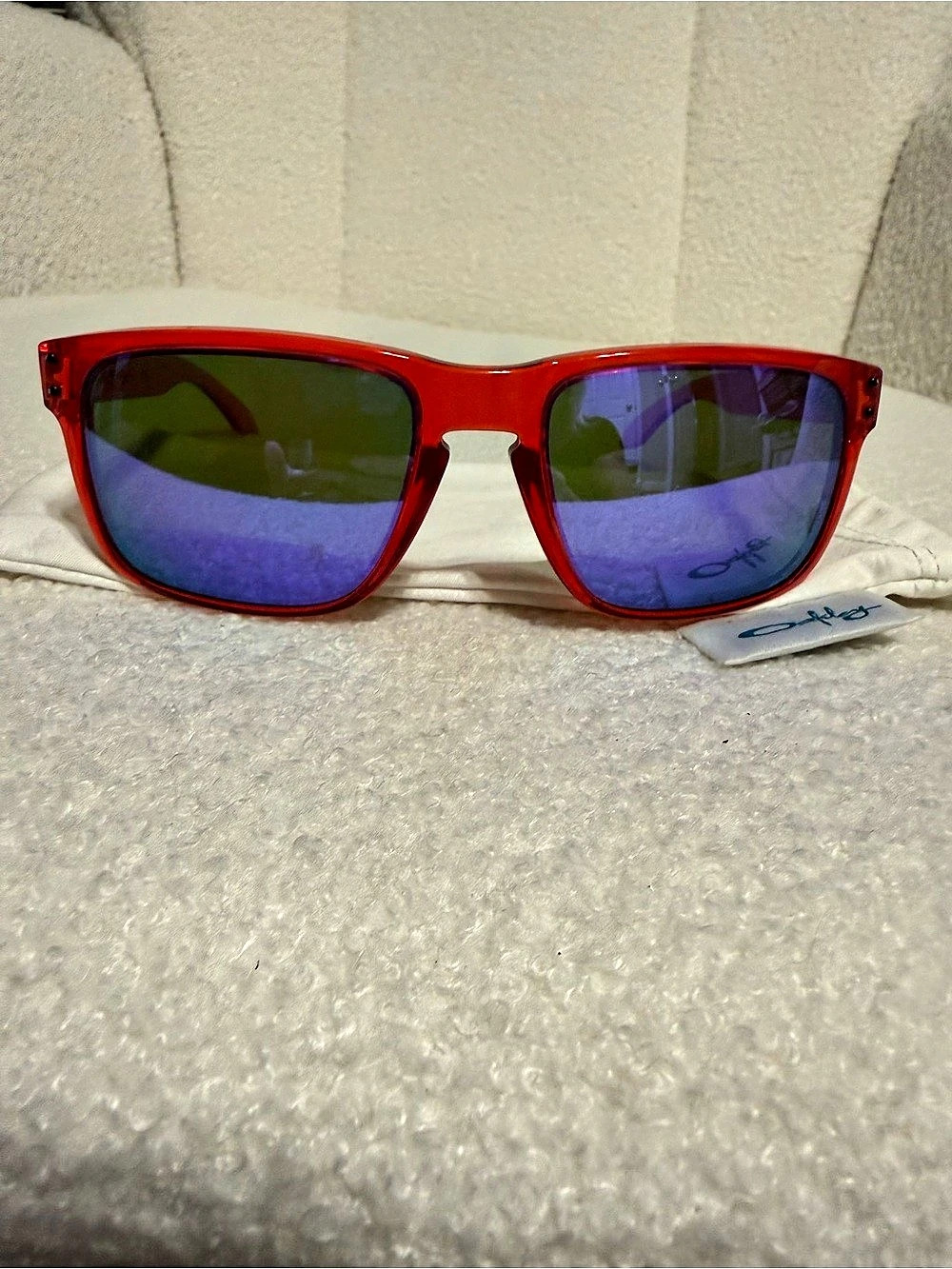 Oakley Holbrook Sunglasses Red & Purple